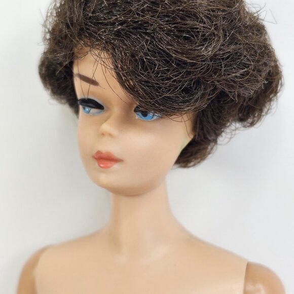 Vintage Brunette Bubble Cut Barbie Doll #850 Mattel 1960s Japan Green Ears Read - Picture 2 of 16